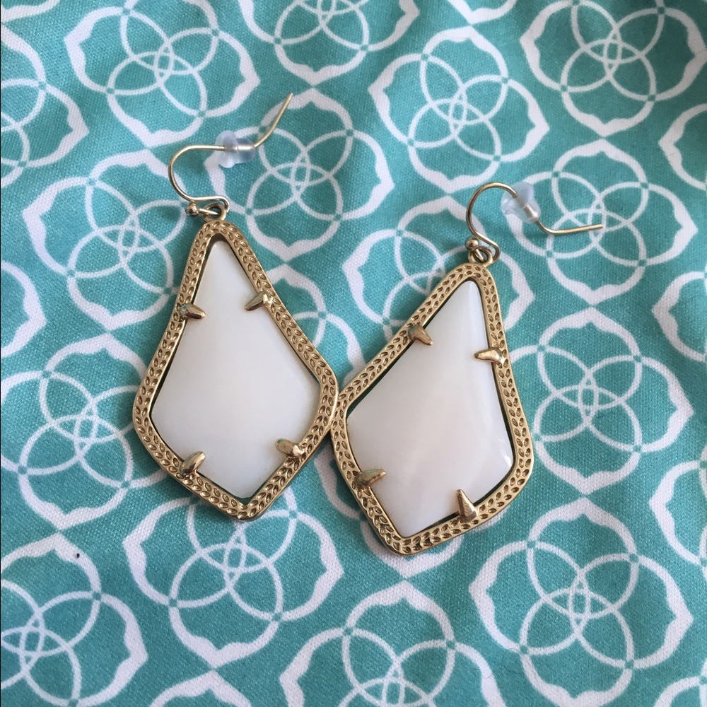 EUC Kendra Scott White Alex