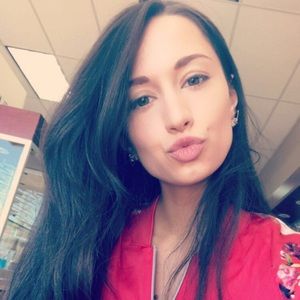 Meet your Posher, Theresa