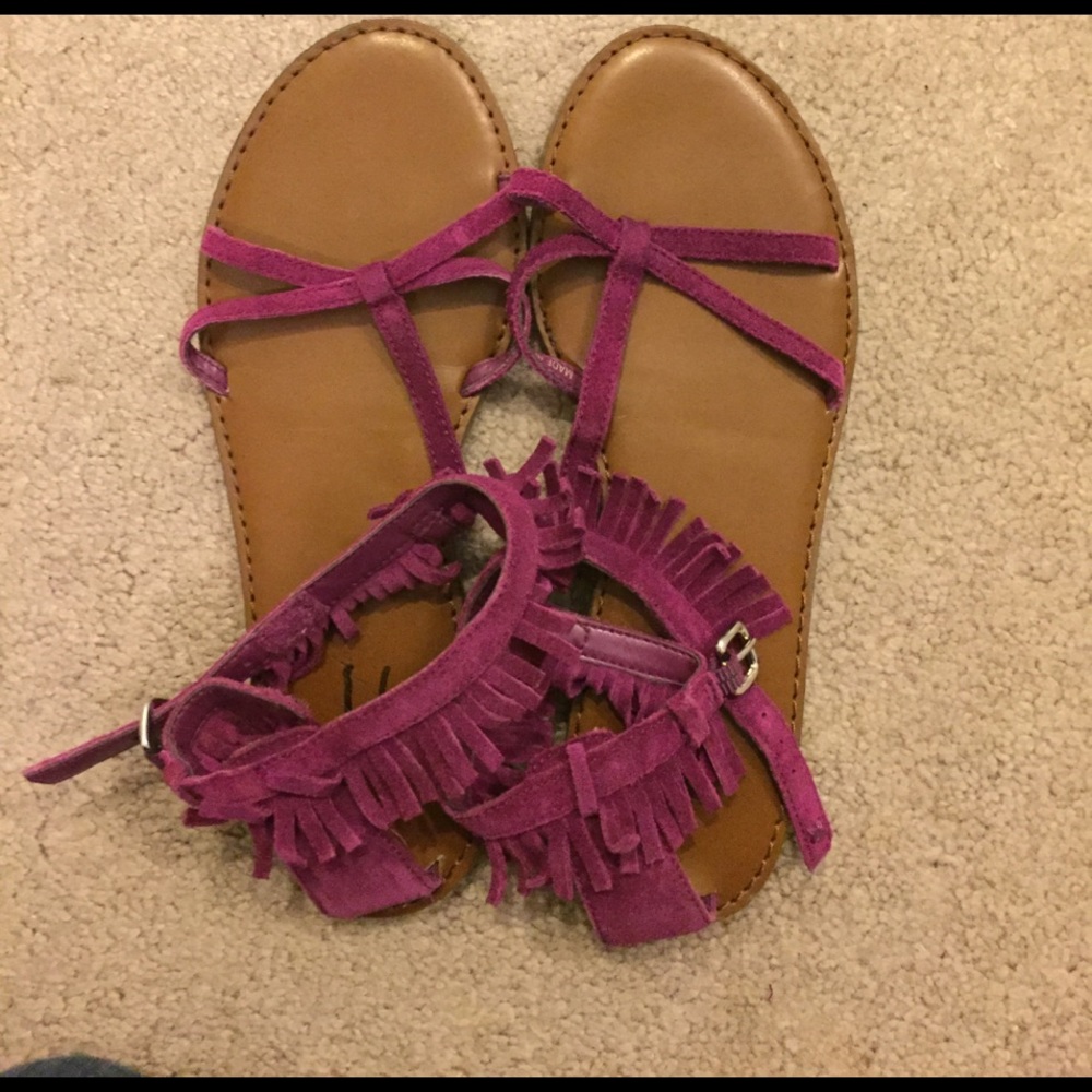 American Eagle Sandals