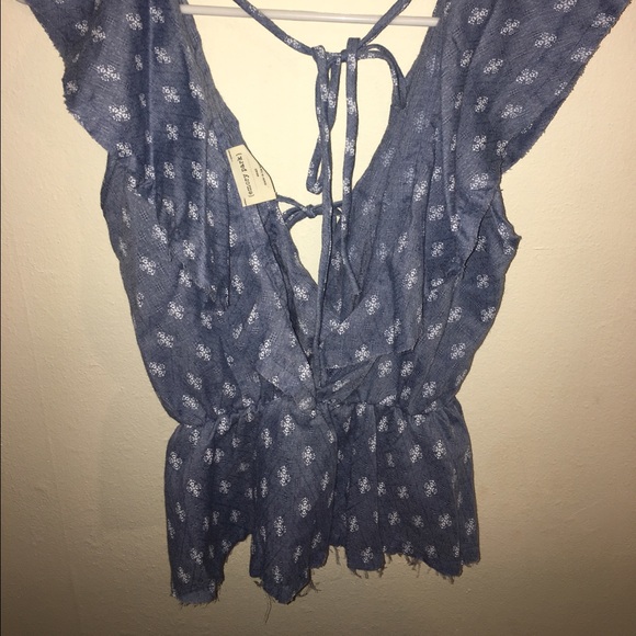 Nasty Gal Chambray Top NWOT - Picture 2 of 3