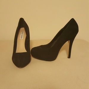 Steve Madden pumps
