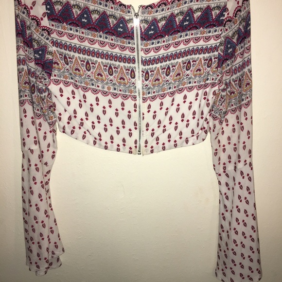 LF Stores Boho Crop Top - Picture 2 of 3