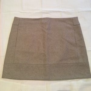 Wool skirt with POCKETS