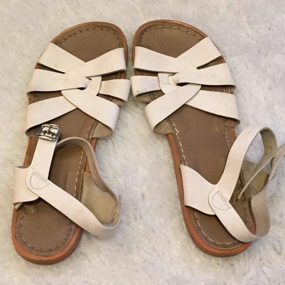Women's size 10 saltwater sandals