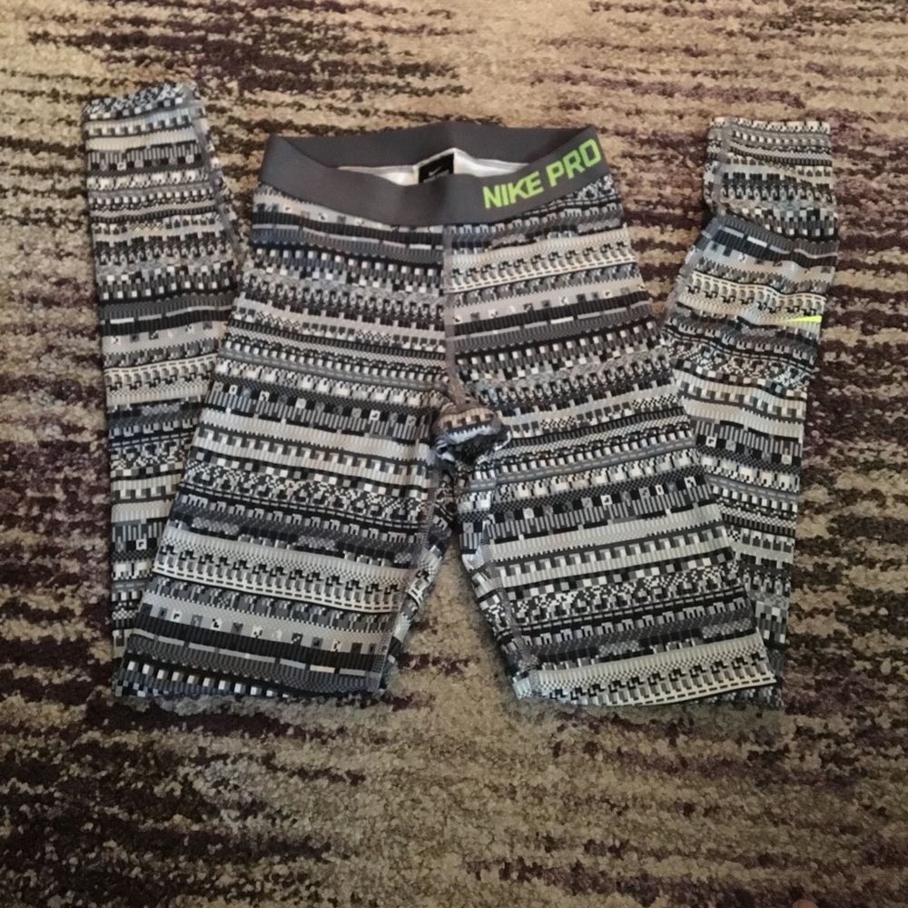 Nike pro pants xs