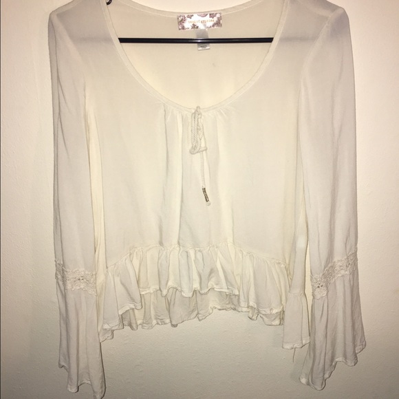 Band of Gypsies Bell Sleeve Top - Picture 2 of 3