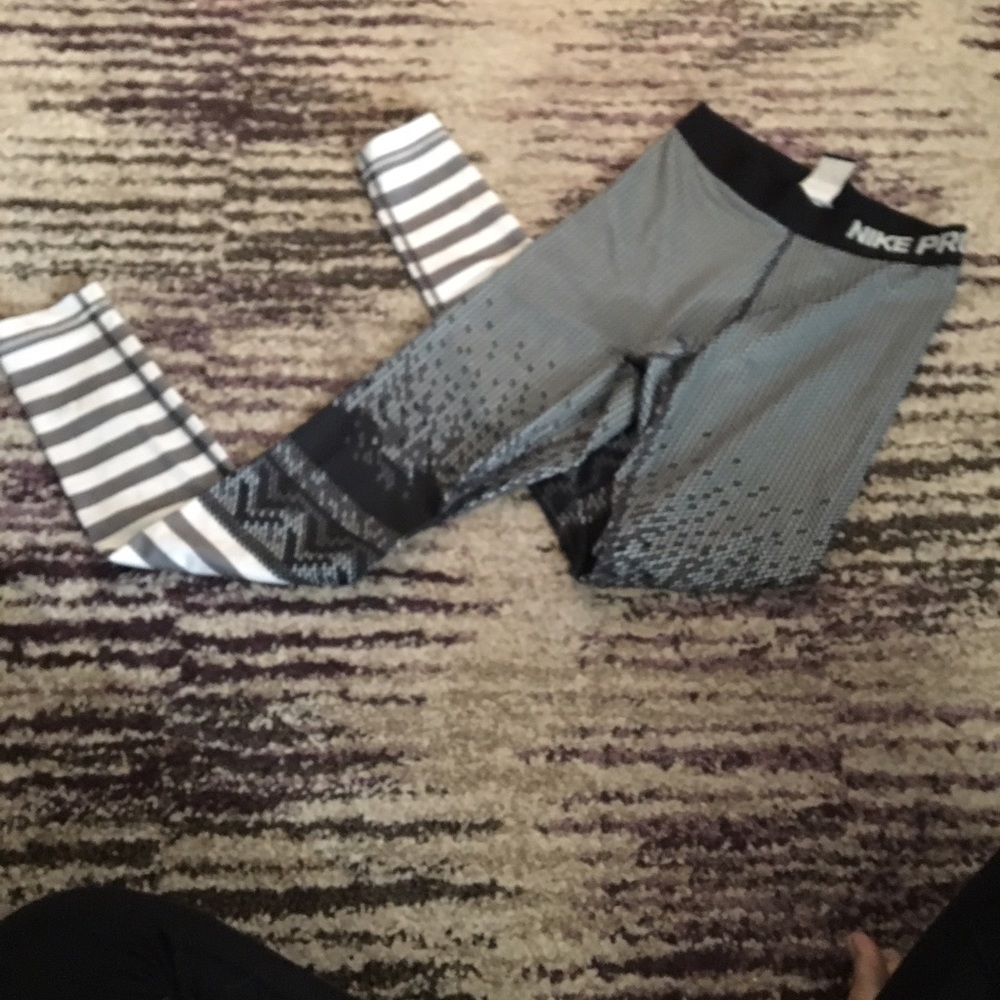 Nike pro pants xs