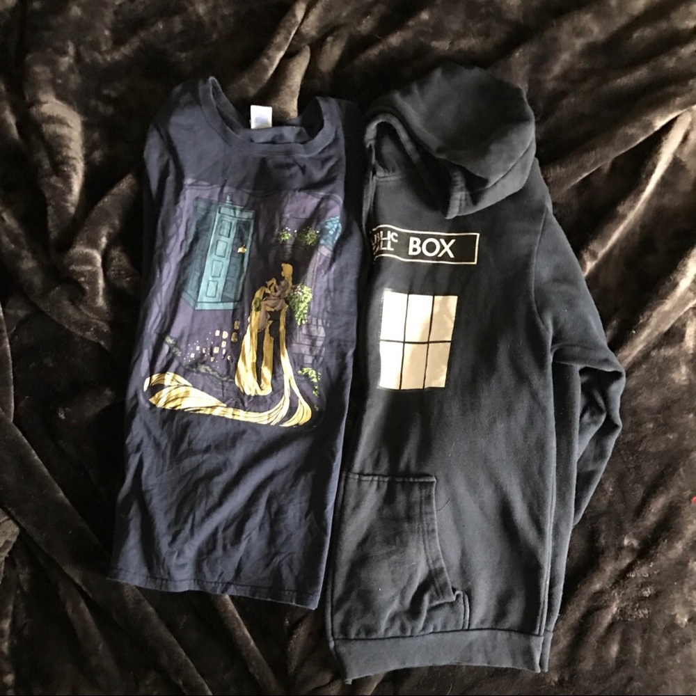 Doctor Who 2 Piece Bundle! 💙 Hoodie and Tee! 💙