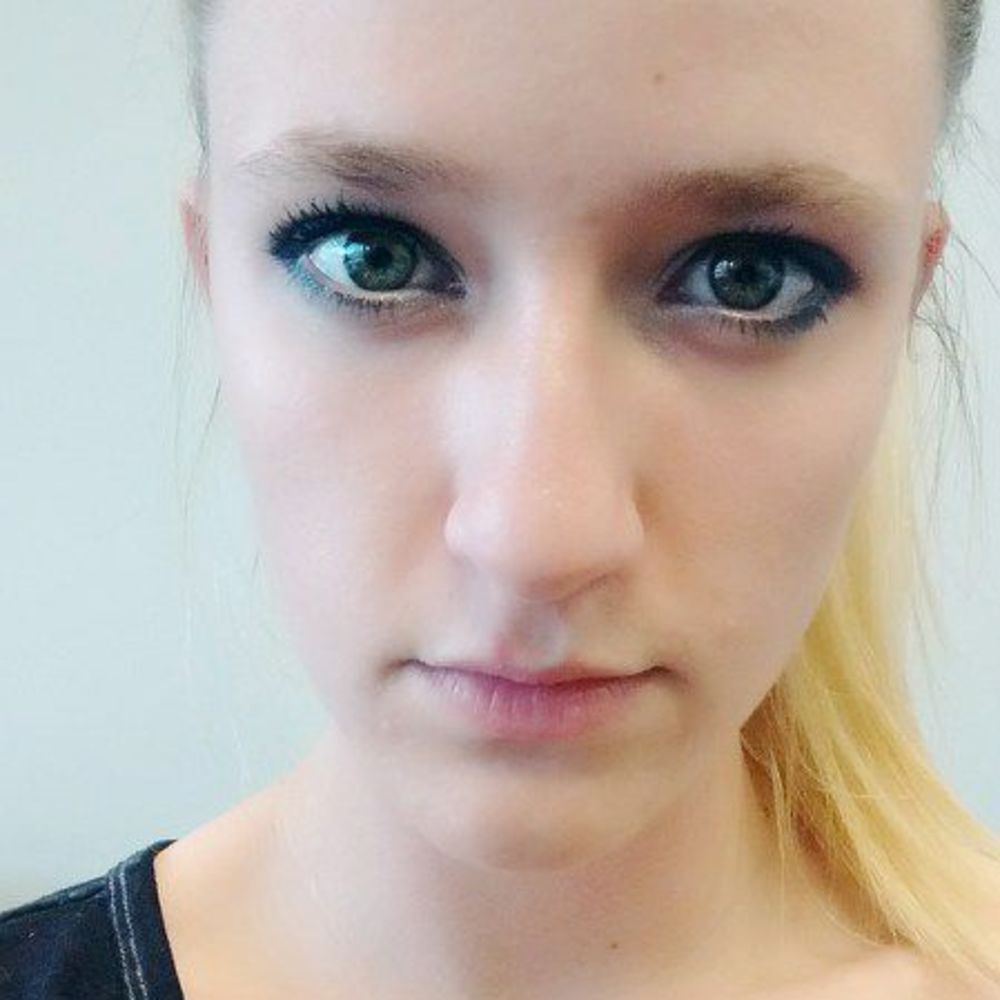 Meet your Posher, Kendra