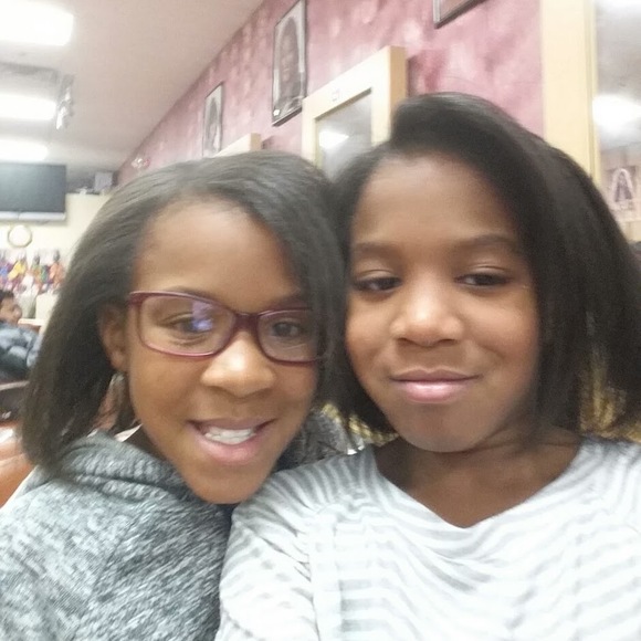 Meet your Posher, Brooke and aria - Picture 1 of 1
