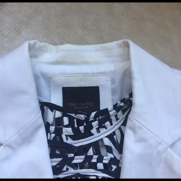 The Limited 3/4 Sleeve Jacket - Picture 3 of 3