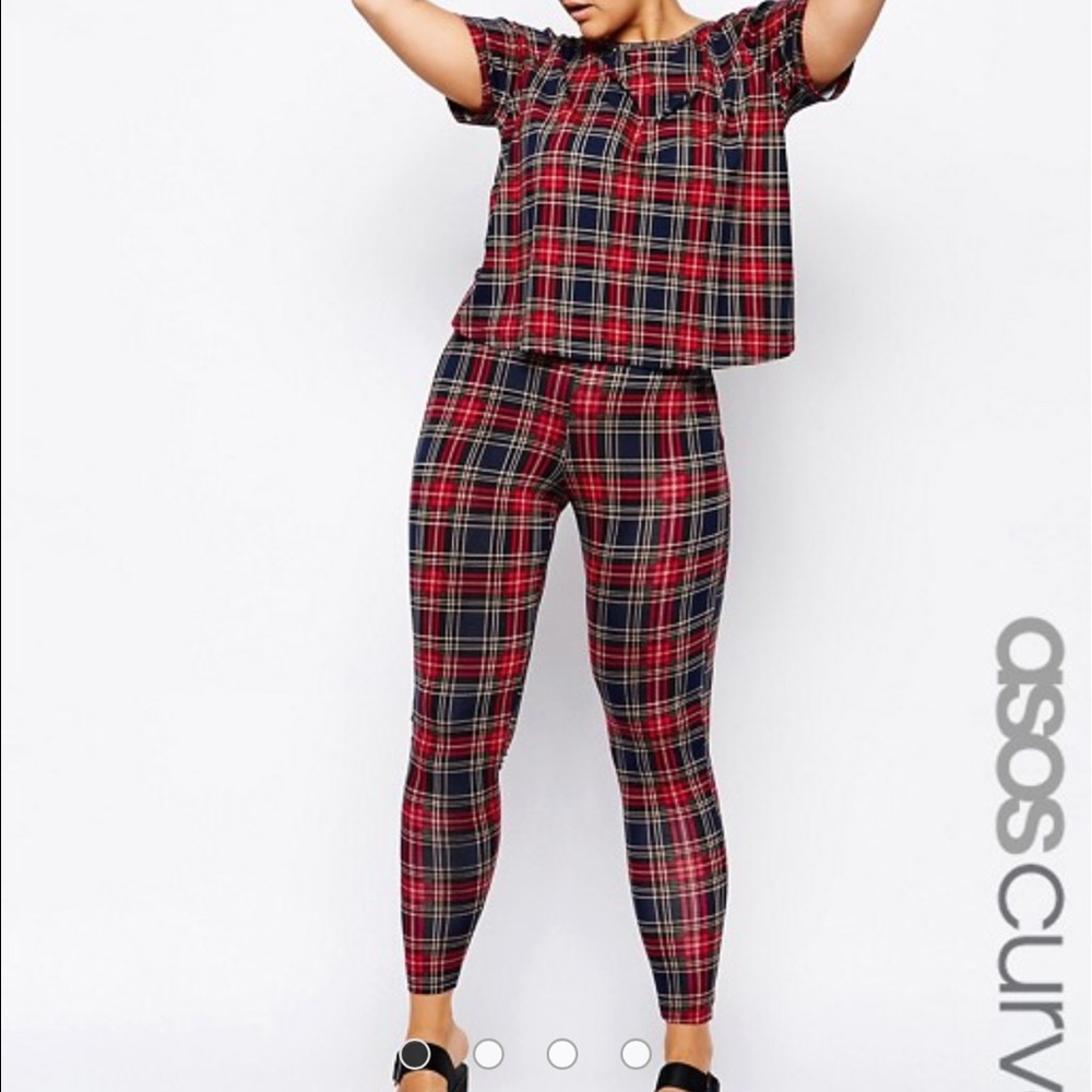 IN SEARCH OF: ASOS CURVE TARTAN PRINT LEGGINGS