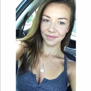 Meet your Posher, Brianna