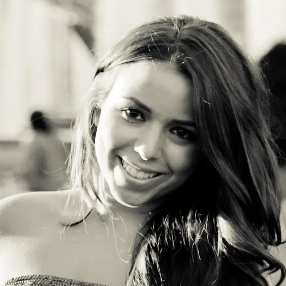 Meet your Posher, Julianne - Picture 1 of 1