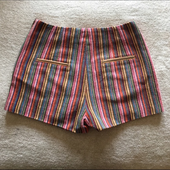 ark&co. High-Waisted Shorts - Picture 2 of 4