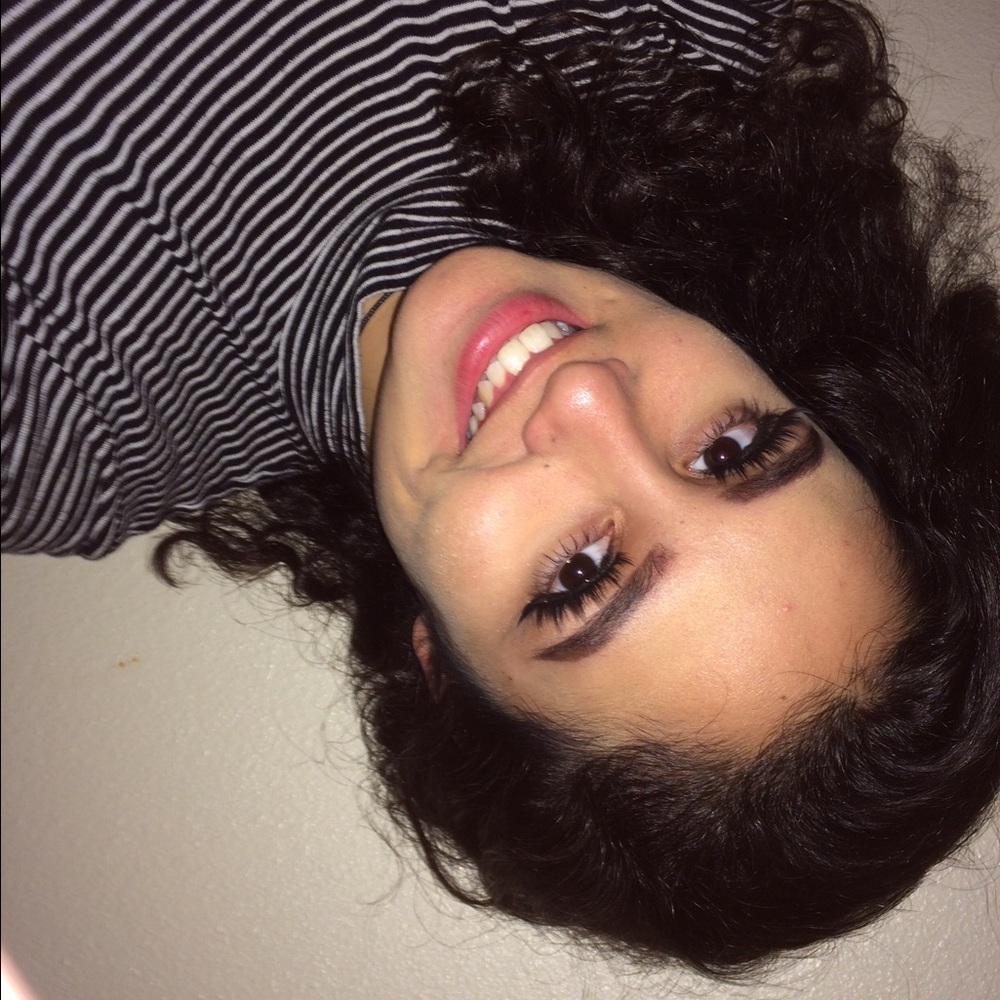 Meet your Posher, Anna