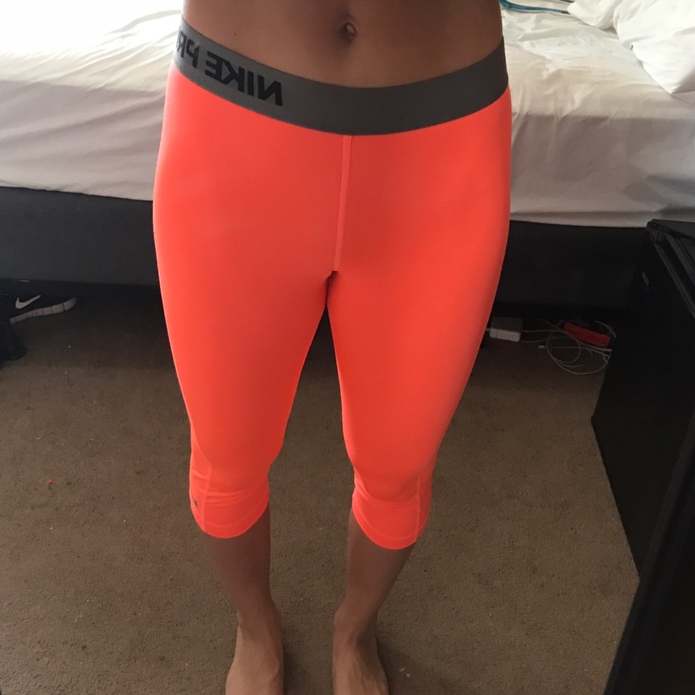 Women's Nike Pro Compression Capris
