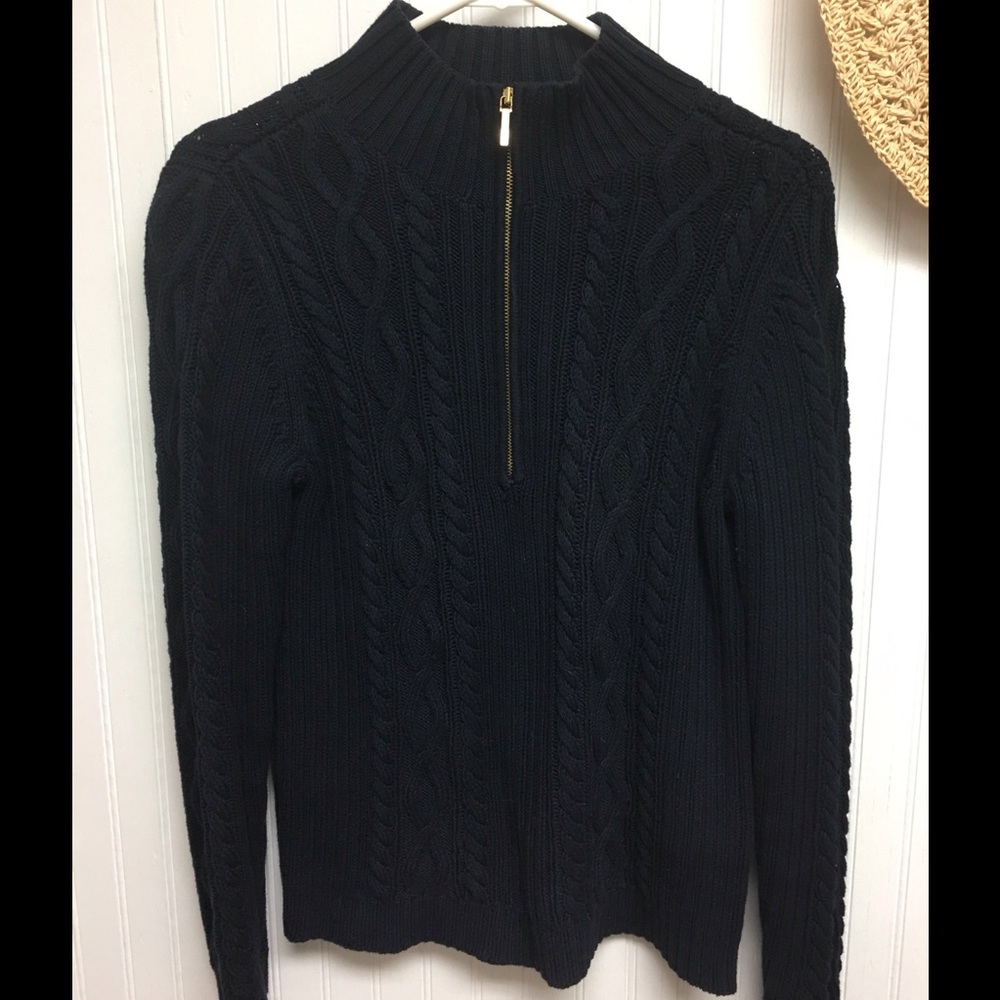 Cable knit navy sweater.   Like new.  Size Small