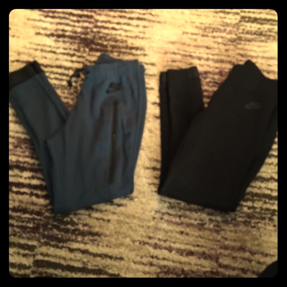 Nike tech fleece pants xs