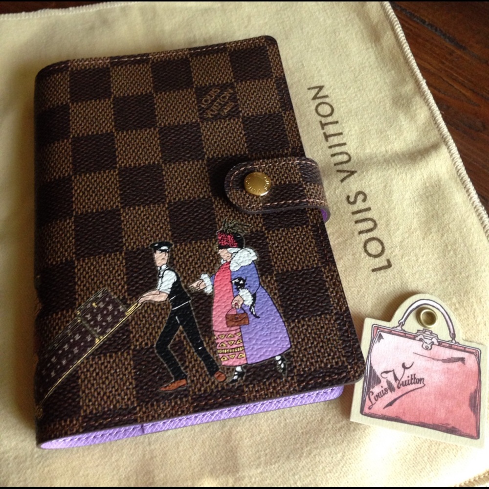 Louis Vuitton Damier Illustre small ring agenda