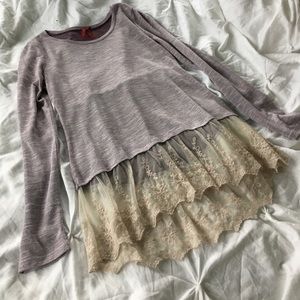 Gorgeous Lace-Trimmed Heathered Top