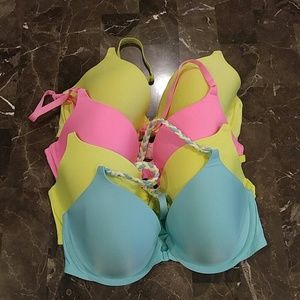 32D Victoria secret bra bundle