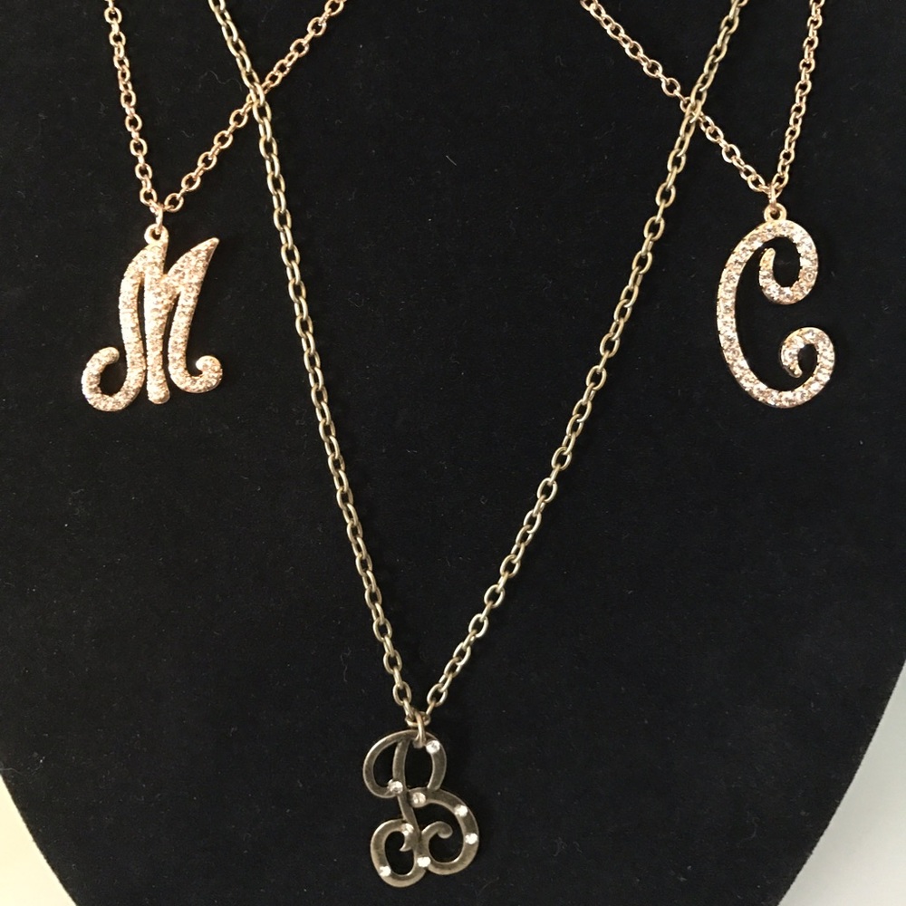 Initial necklace