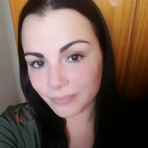 Meet your Posher, Edelyn