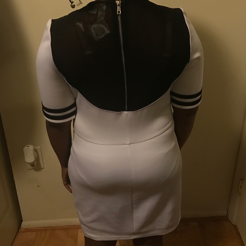 Forever 21 Bodycon Dress. New with tags