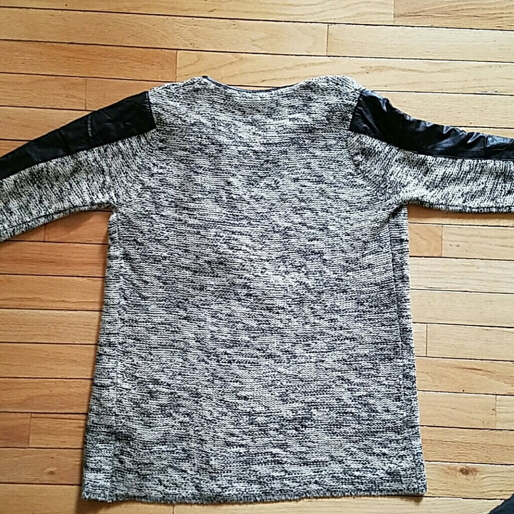 Sweater jacket - Picture 3 of 4