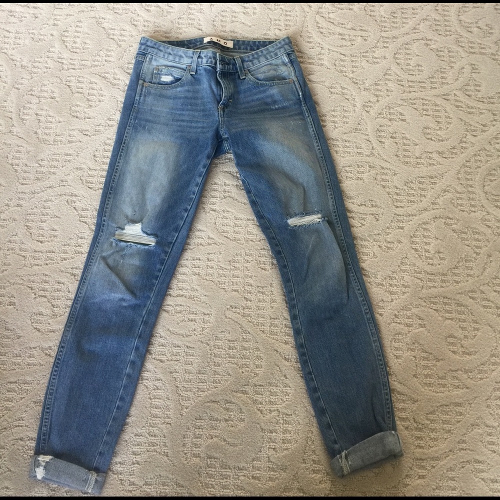 AMO jeans