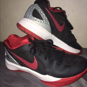 Nike volleyball shoes