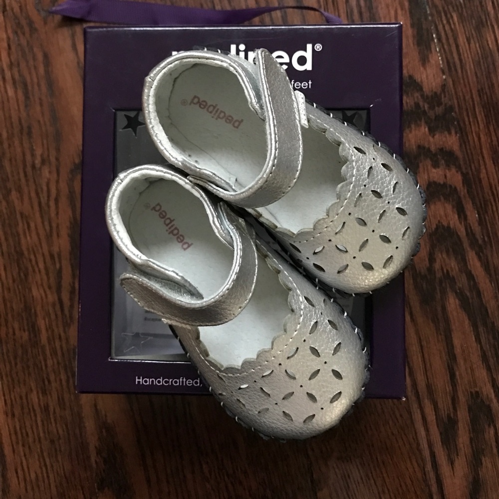 Pediped originals katelyn silver shoes 6-12M NIB