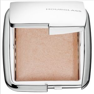 ✨HOURGLASS STROBE LIGHT✨