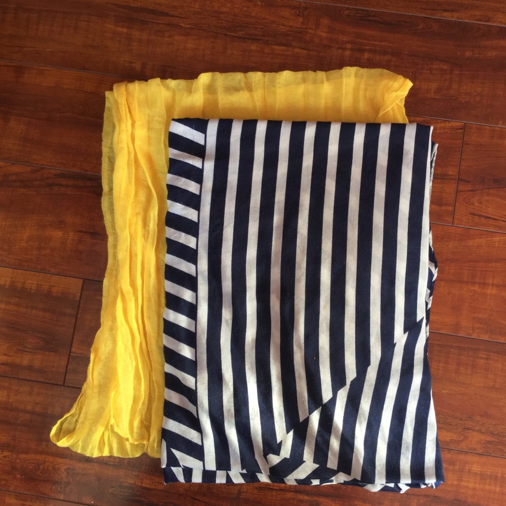Bundle of yellow and navy with white scarves