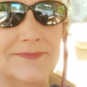 Meet your Posher, Kay