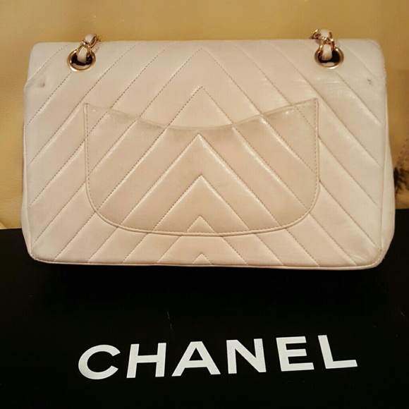 Chanel Vintage Classic  Double Flap Bag - Picture 2 of 6