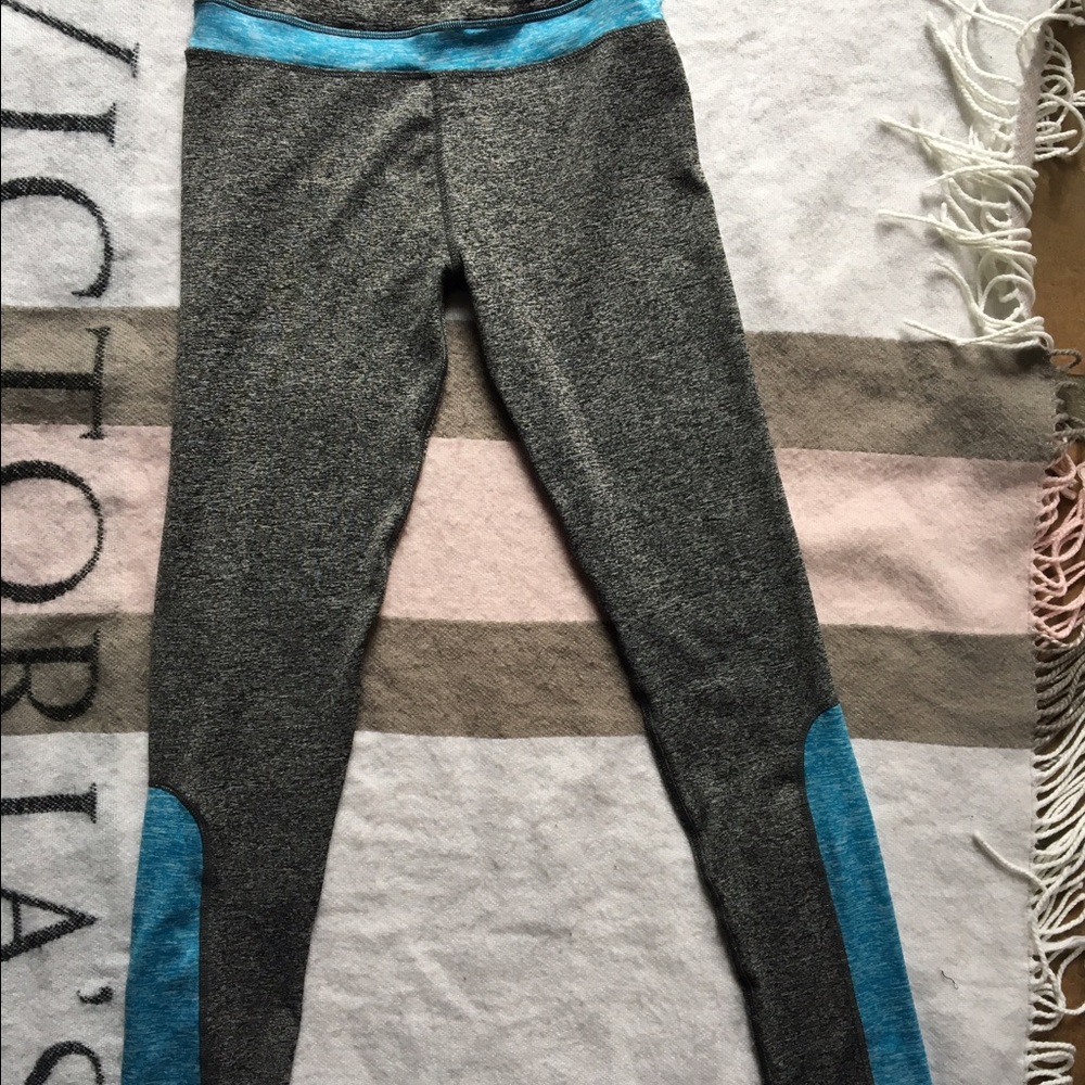🚨SOLD ON MERCARI🚨 - workout pants!