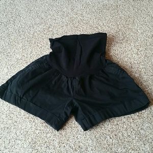 Maternity shorts