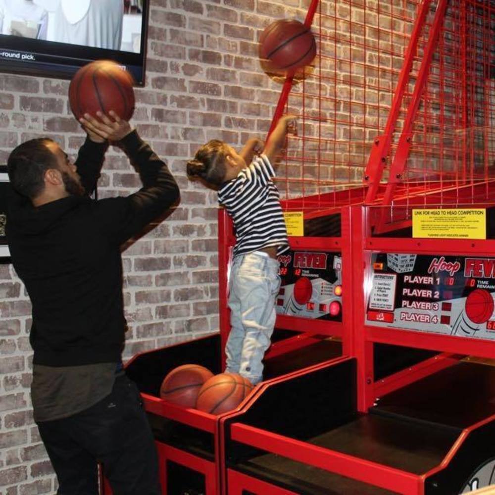 Meet your Posher, Luis