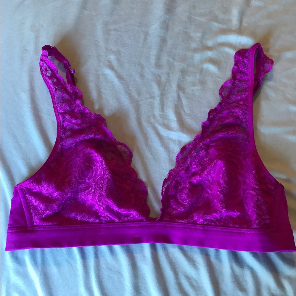 VS PINK Lace Plunge Bralette, M