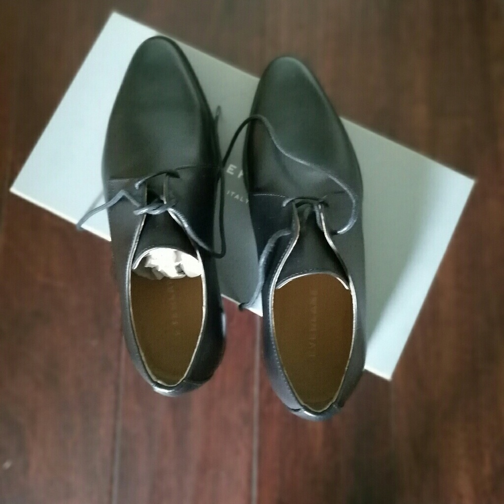 Everlane The Modern Oxford Shoes.