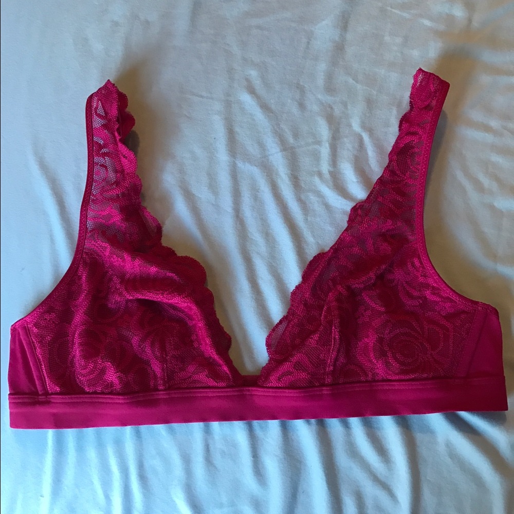 VS PINK Lace Plunge Bralette, size M