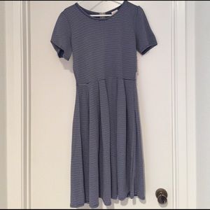 LulaRoe Amelia Medium NWT