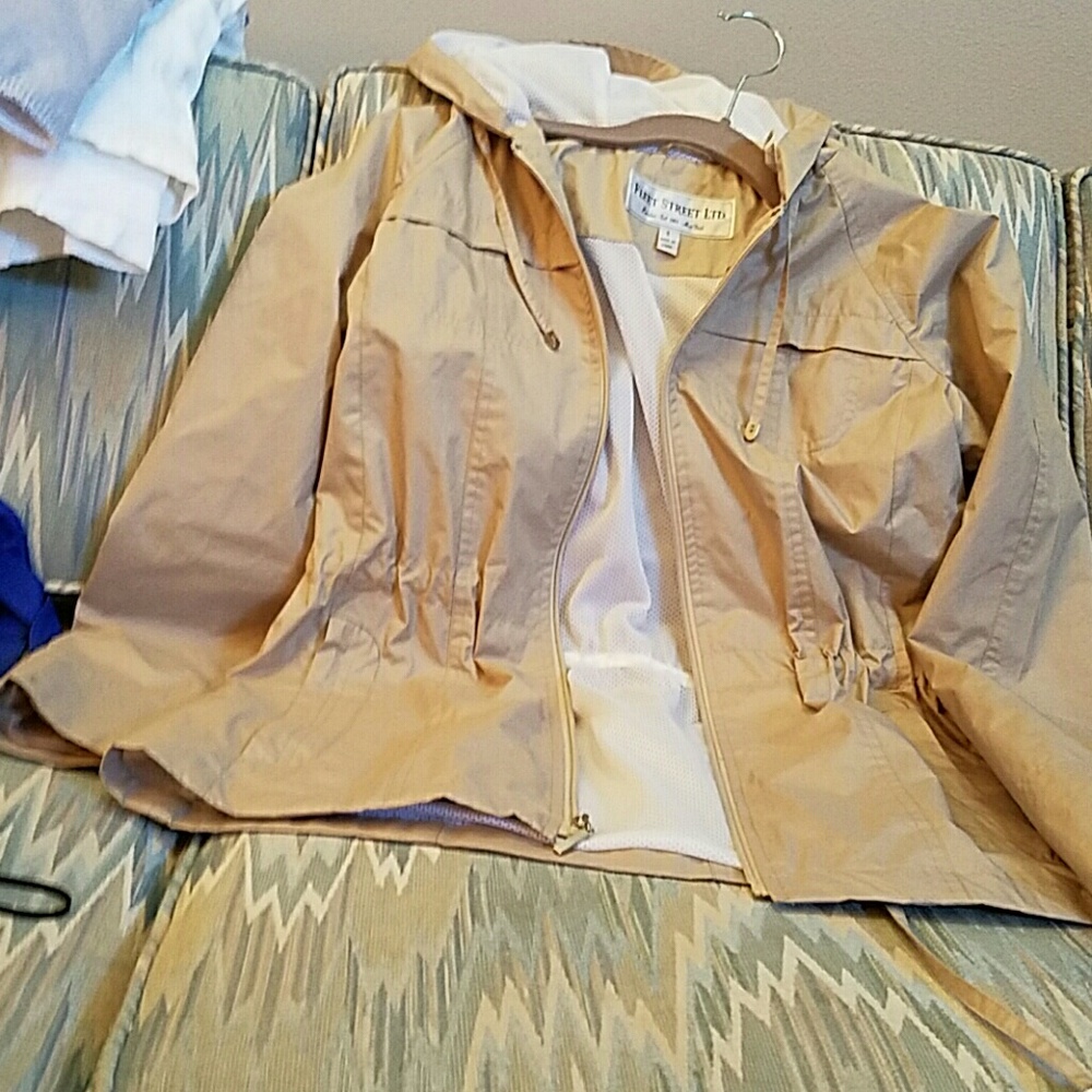 Jacket 24in length