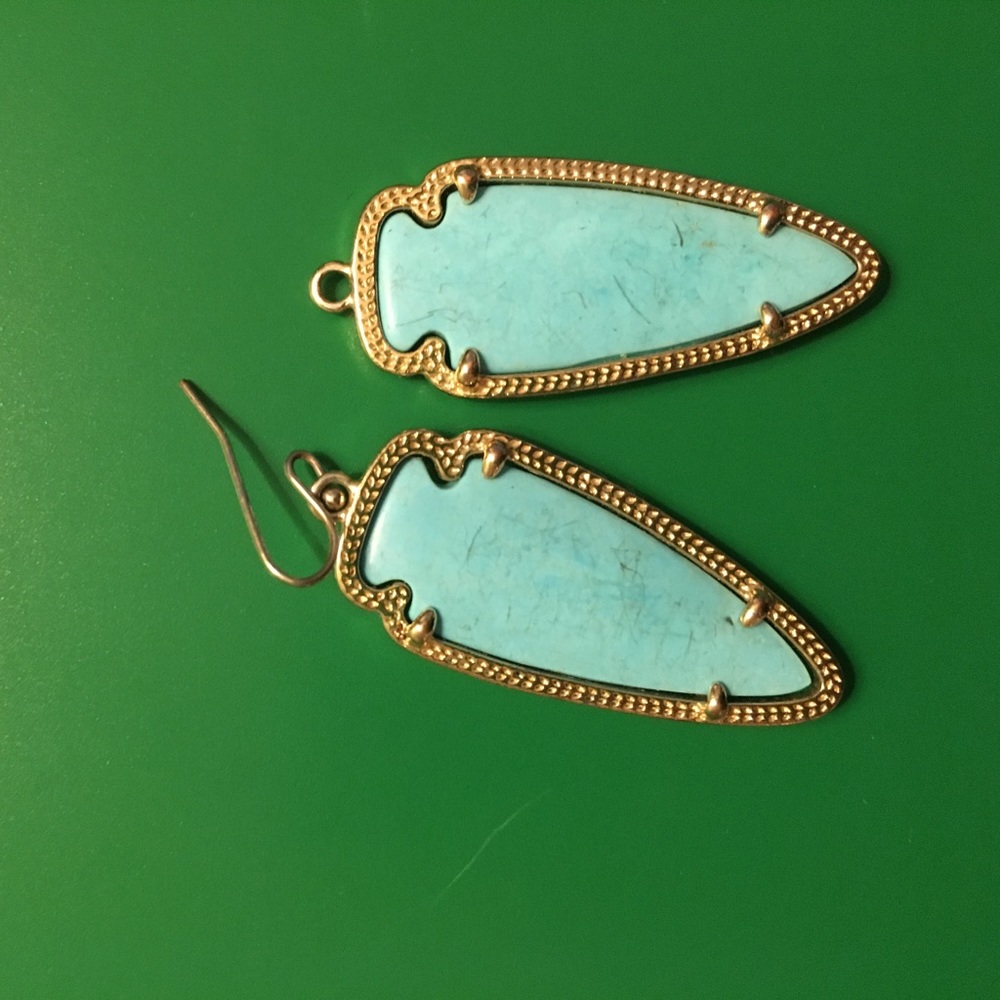 Kendra Scott small skylars turquoise!