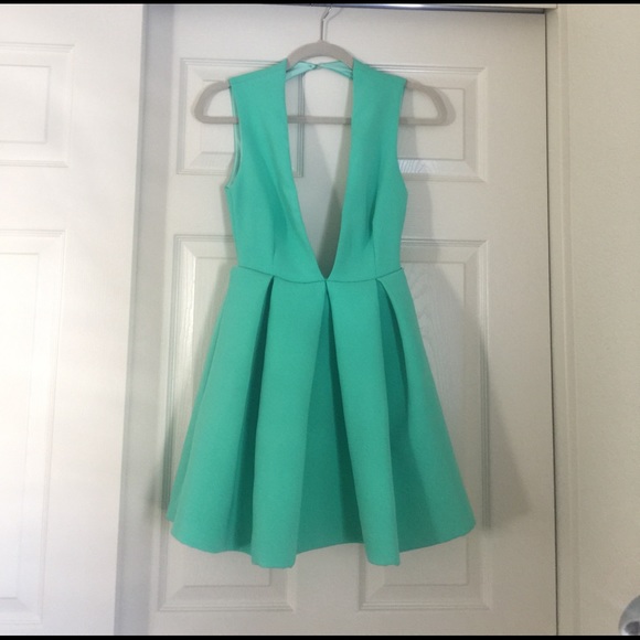 AqAq deep V green skater dress Size UK 4/US 0 - Picture 1 of 3