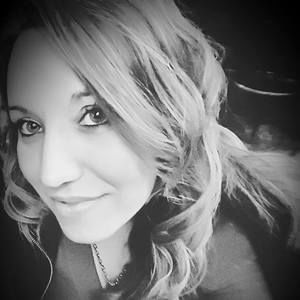 Meet your Posher, Desislava