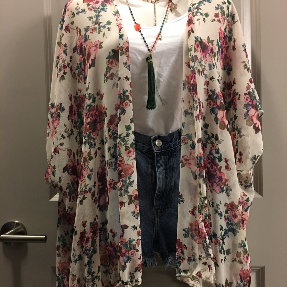 Floral kimona