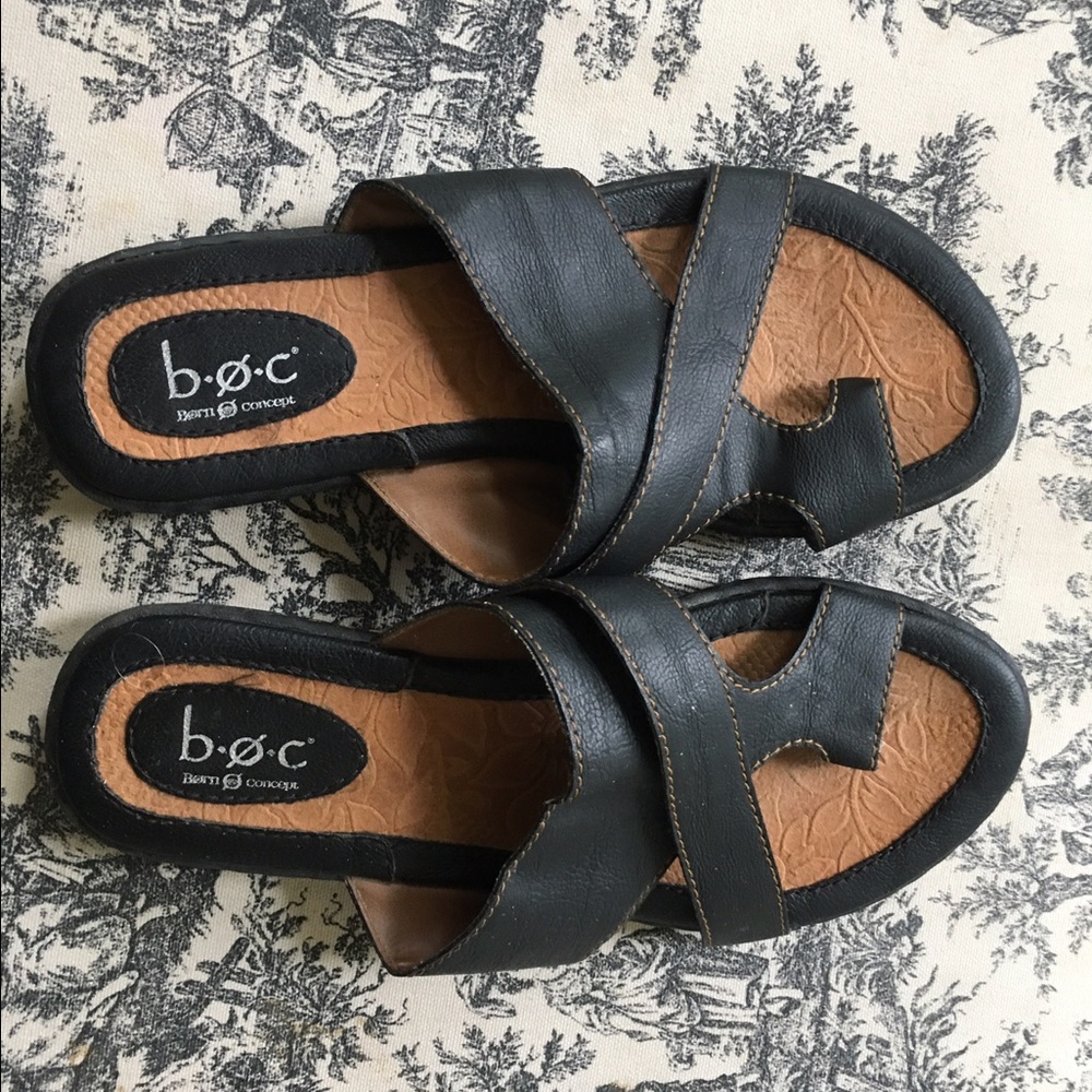 Black born concepts sandals